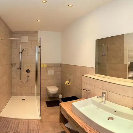 Haus Helvetia Apartament Ladis